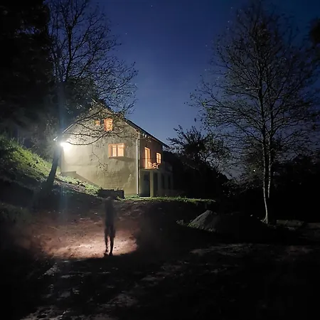 Semesterbostad River House National Park